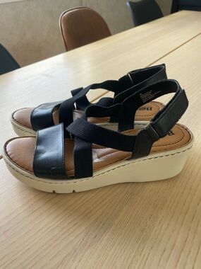 Born Wedge Sandals Black Strap Platform Sandals women’s size 7 ladies wedges